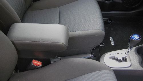 Armrest  Toyota Yaris + Hybrid Yaris 2012-2014