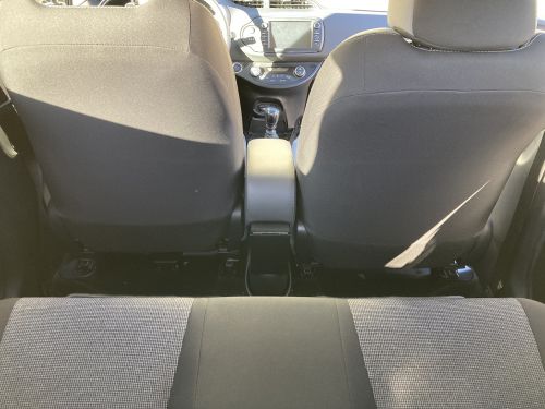 Armlehne Mittelarmlehne Toyota Yaris (2015-2020)